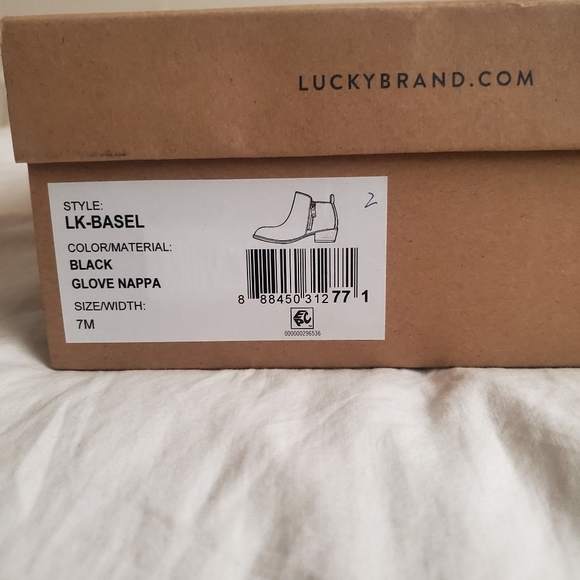 Lucky Brand - Picture 6 of 6